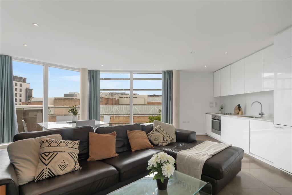 Apartment in Nottingham, Lace Market, The Meadows - View 2