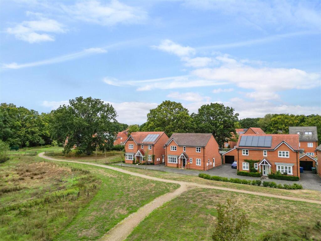 House in Sandhurst, Little Sandhurst