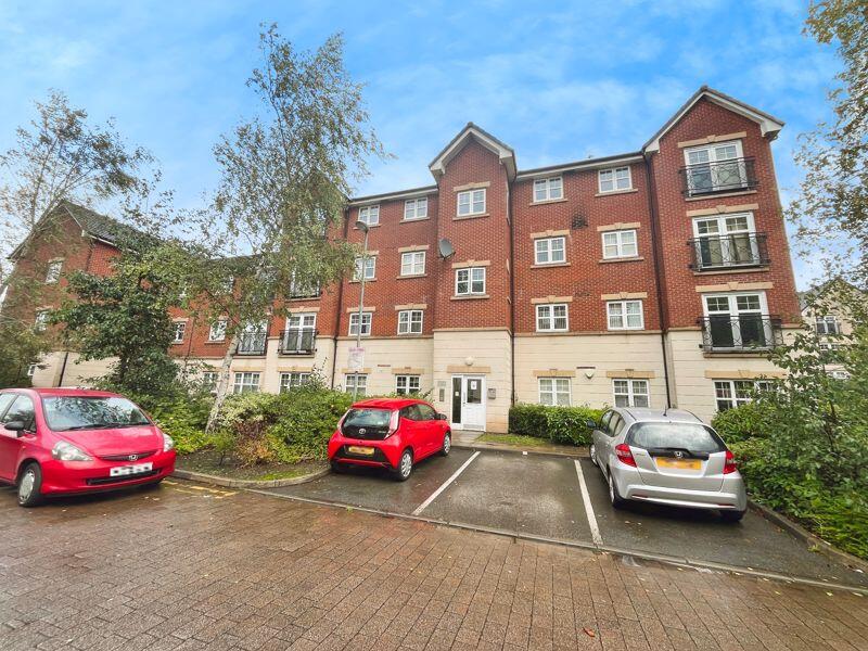 2-bed flat on Astley Brook Close, Astley Bridge, £115,000