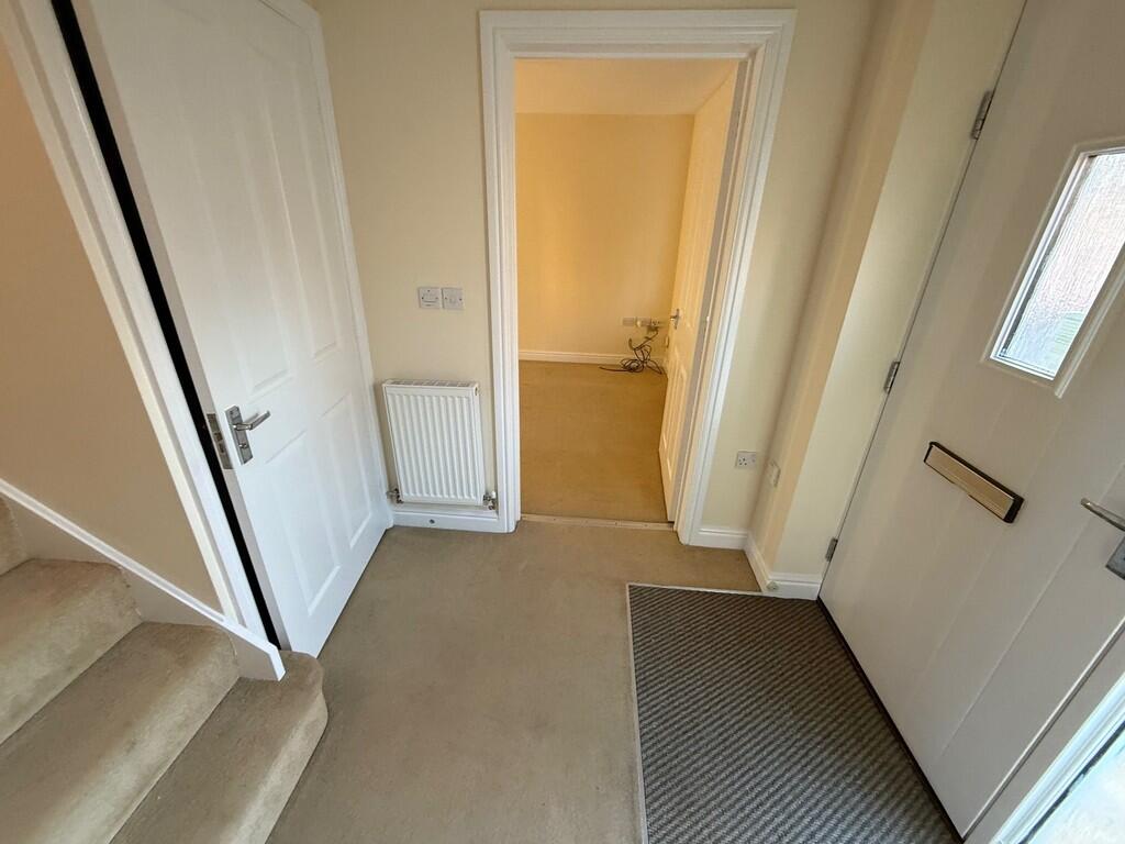 Springbank Drive, Bourne photo 3