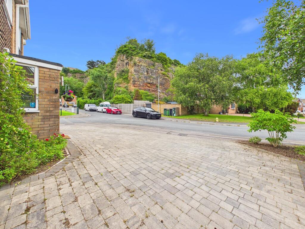 House in Weston-super-Mare, Worlebury - View 2