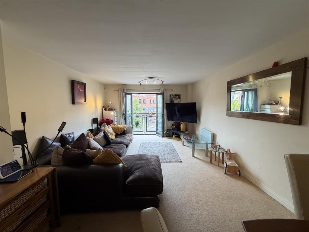 Main image of property: Newhall Hill, Birmingham