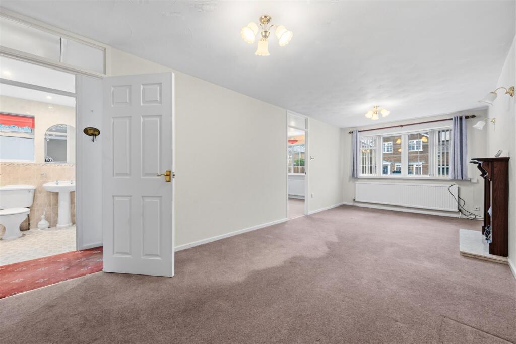 House in Derby - View 3