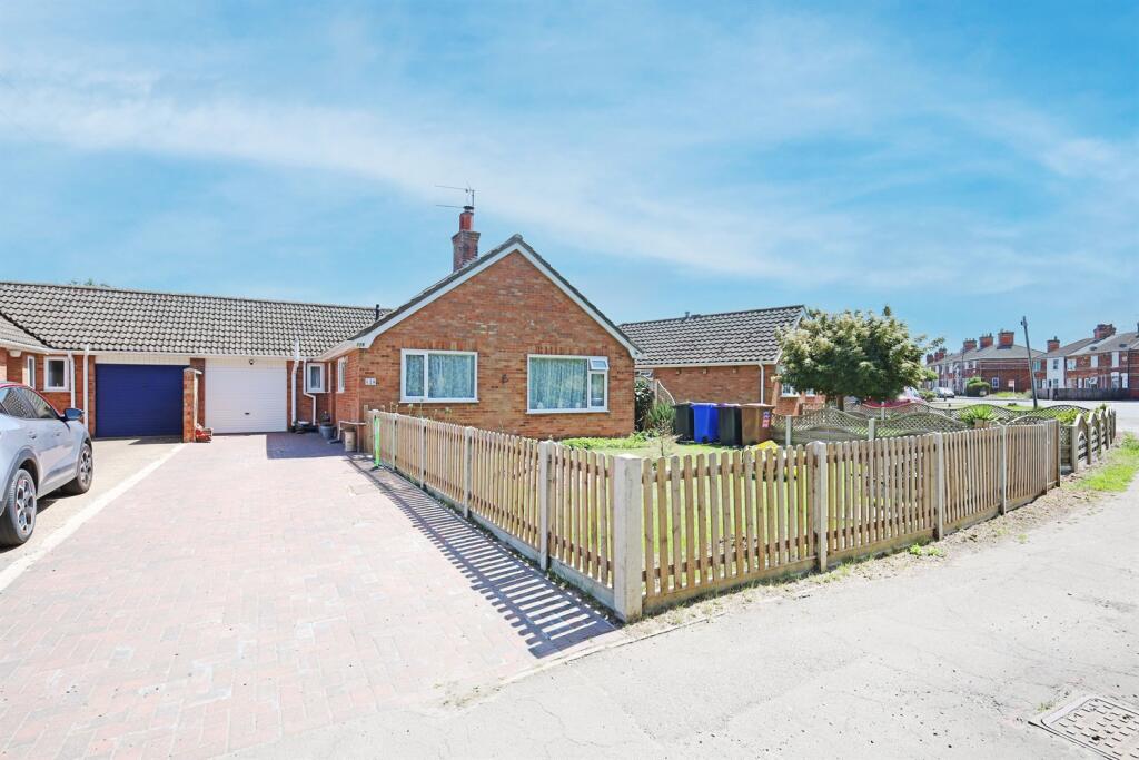 Main image of property: Fishtoft Road, PE21