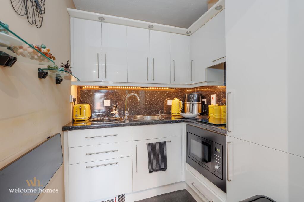 Lansdowne Road, Pegasus Court, BH1 photo 4