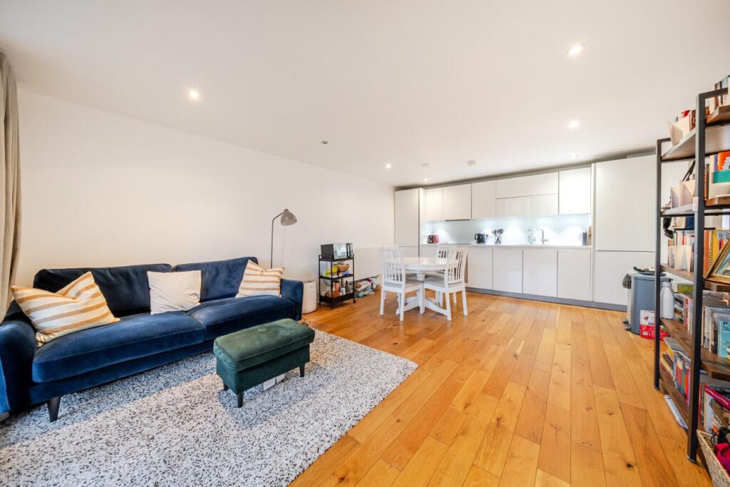 Main image of property: Offenham Road, Oval, London, SW9