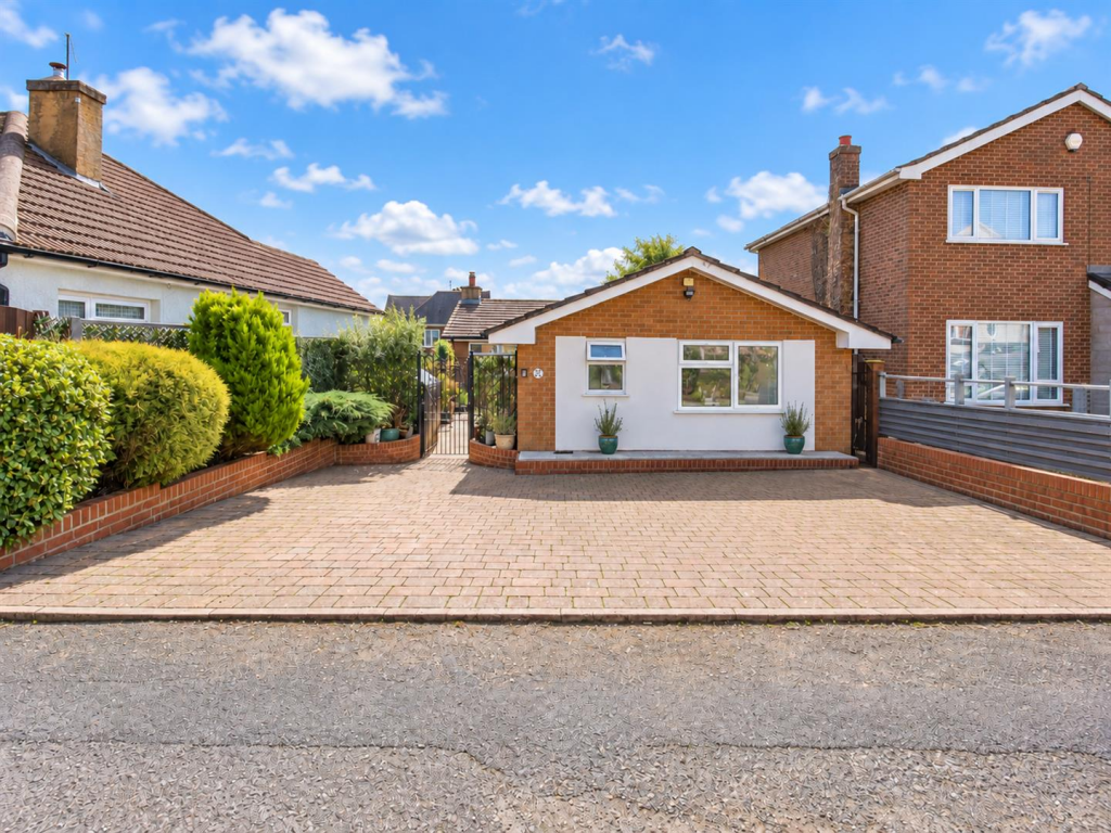 4-bed detached on Littlewood Street, Rothwell, Kettering, £300,000