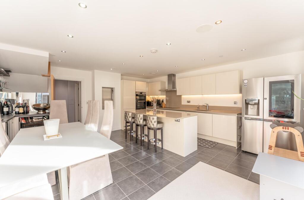 Inglis Way, Millbrook Park, NW7 - More