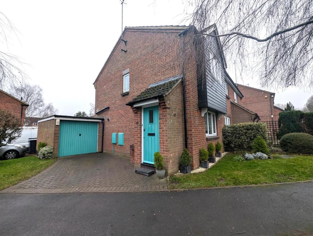 Main image of property: Harwood Close, Welwyn Garden City