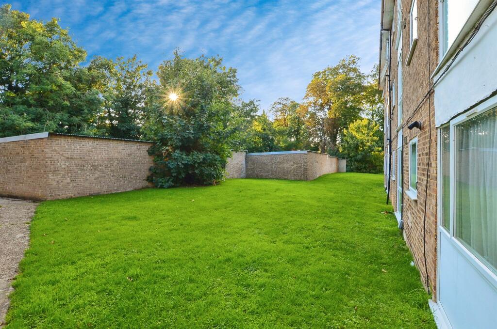 Additional image 12 of Thamesdale, London Colney, St. Albans