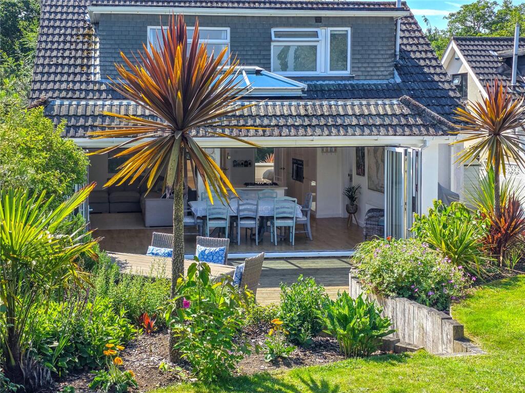 Main image of property: Jesmond Avenue, Highcliffe, Christchurch, Dorset, BH23