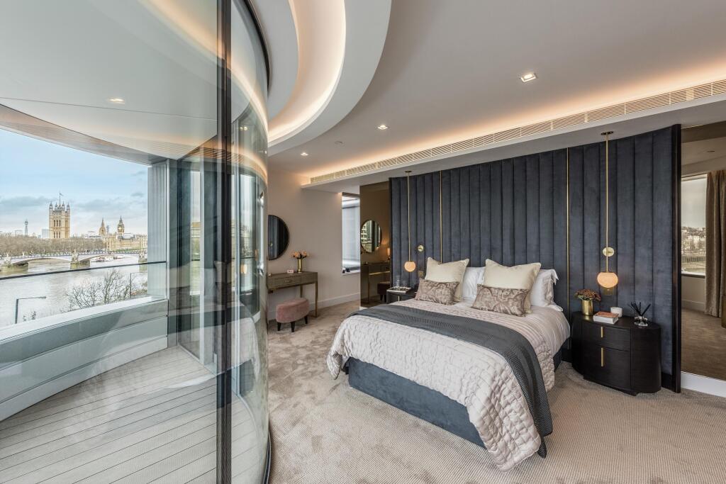 Apartment in London - More