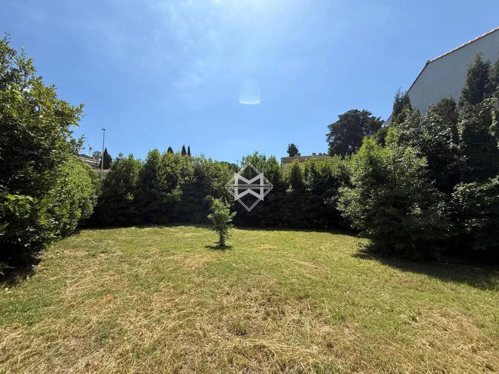 Main image of property: Provence-Alps-Cote d`Azur, Alpes-Maritimes, Cannes