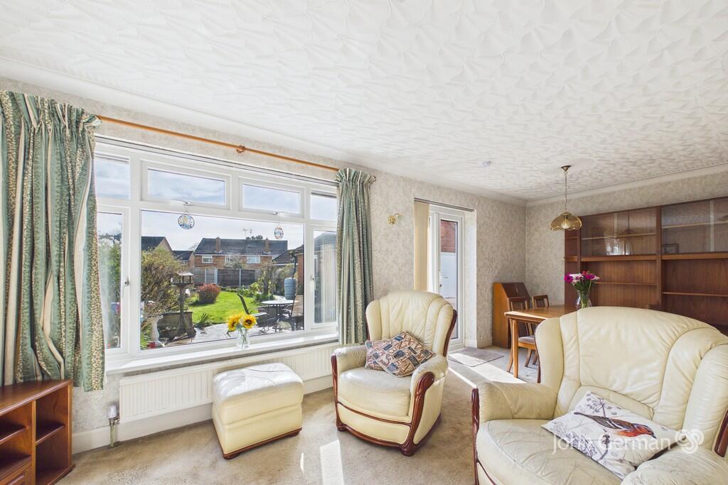 St. Austell Close, Stafford photo 4