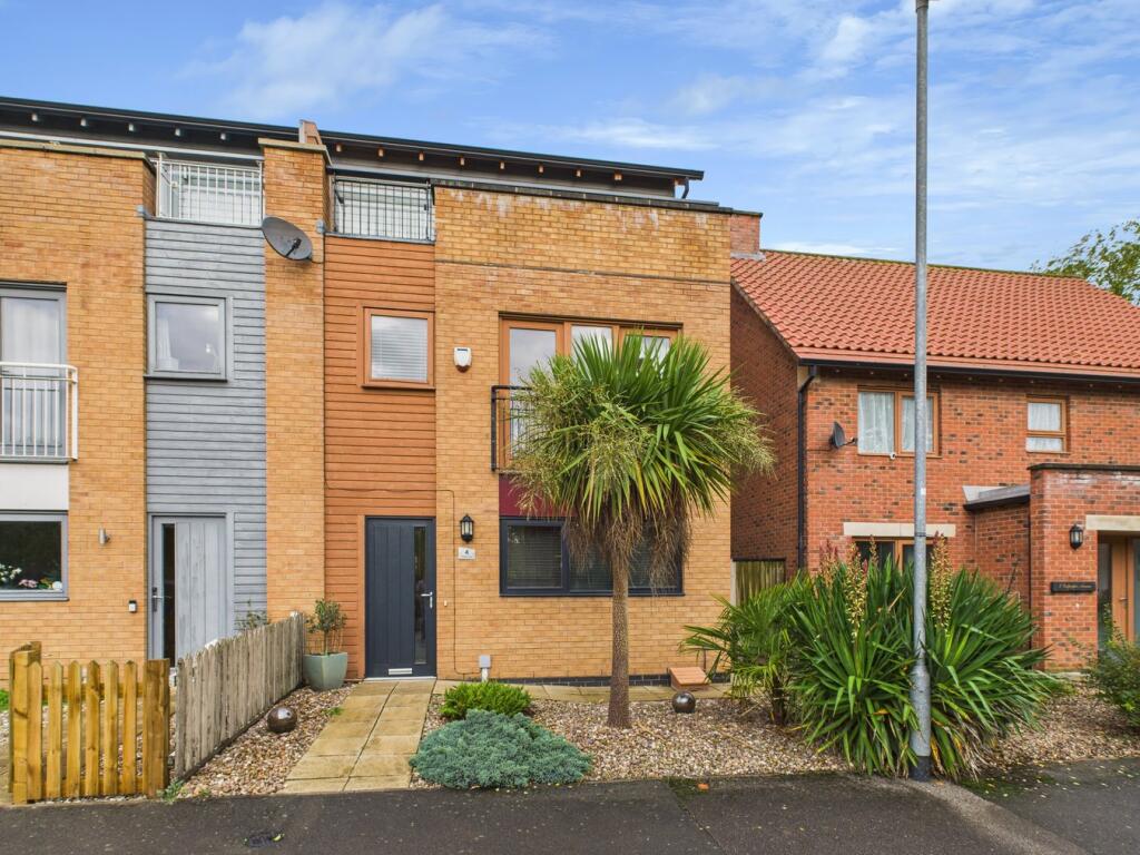 4-bed semi-detached on Culpepper Avenue, New Ollerton, Newark, NG22, £270,000