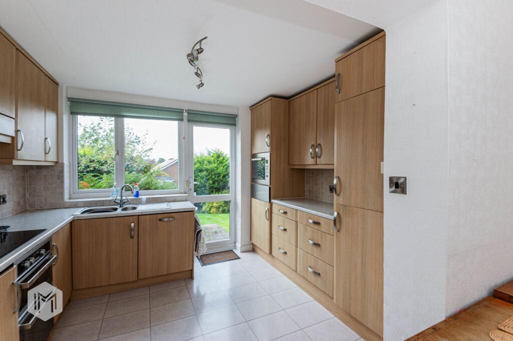 Lomond Place, Bolton, BL3 photo 4