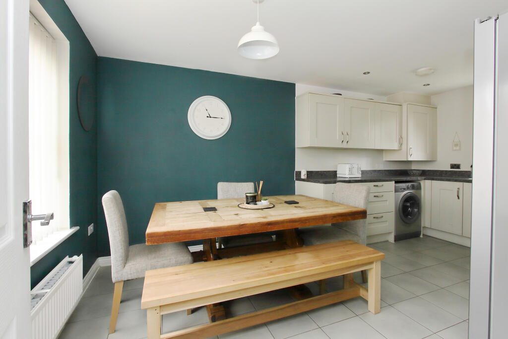 House in Salisbury - View 4