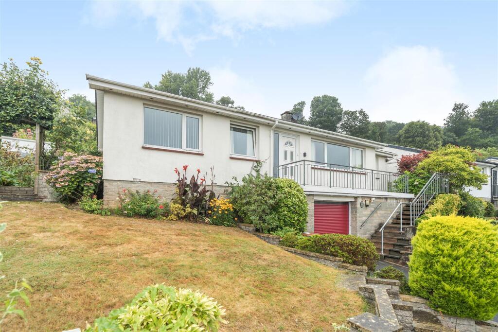3-bed detached on Crescent Gardens, Ivybridge, £385,000