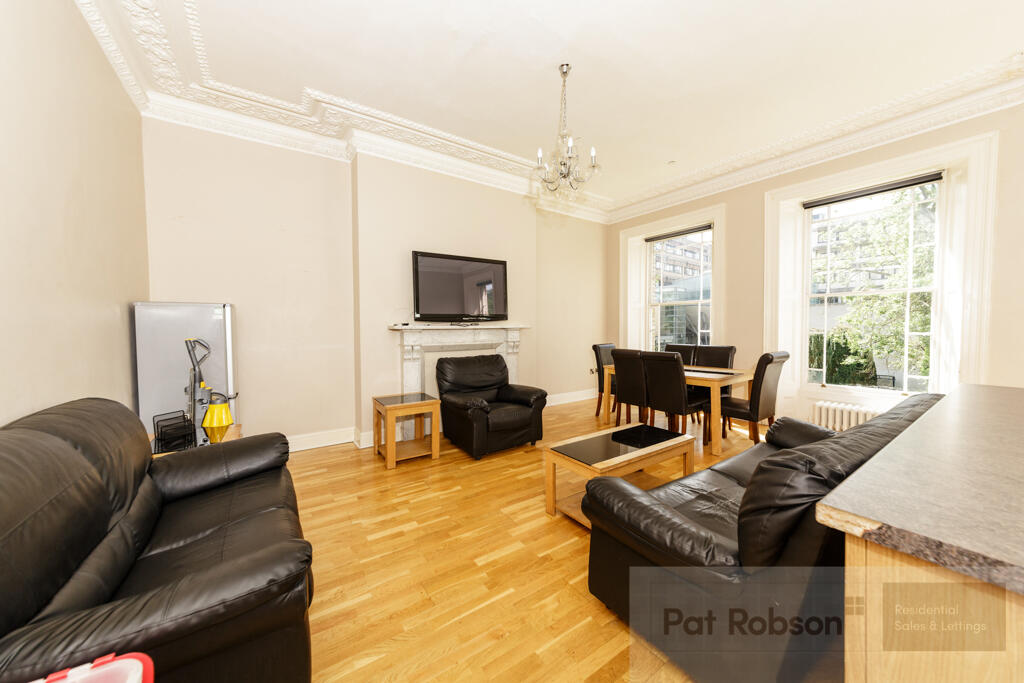 Apartment in Newcastle upon Tyne, Spital Tongues - View 4