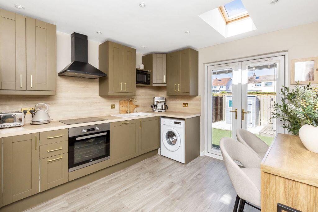 158 South Gyle Wynd, Edinburgh, EH12 9HN - More