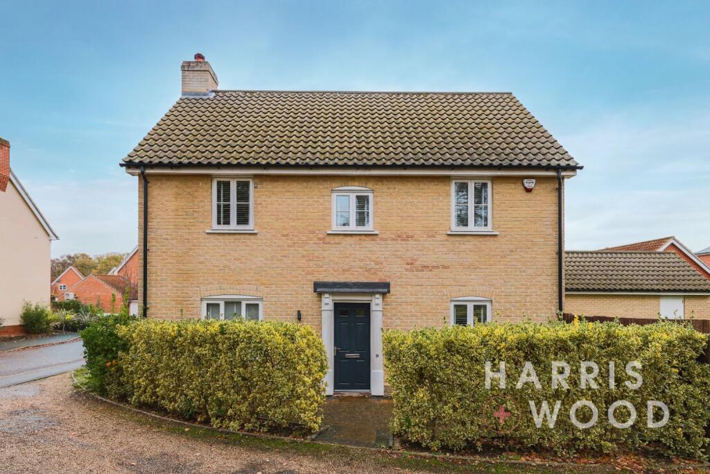 4-bed detached on Butterfly Trail, Stanway, Colchester, Essex, CO3, £425,000