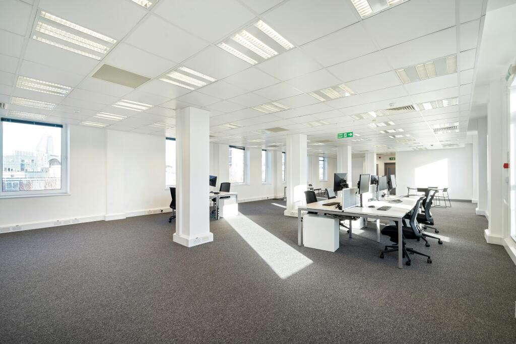 291-299BoroughHighSt-15-4thflr.jpg