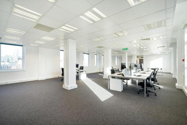 291-299BoroughHighSt-15-4thflr.jpg