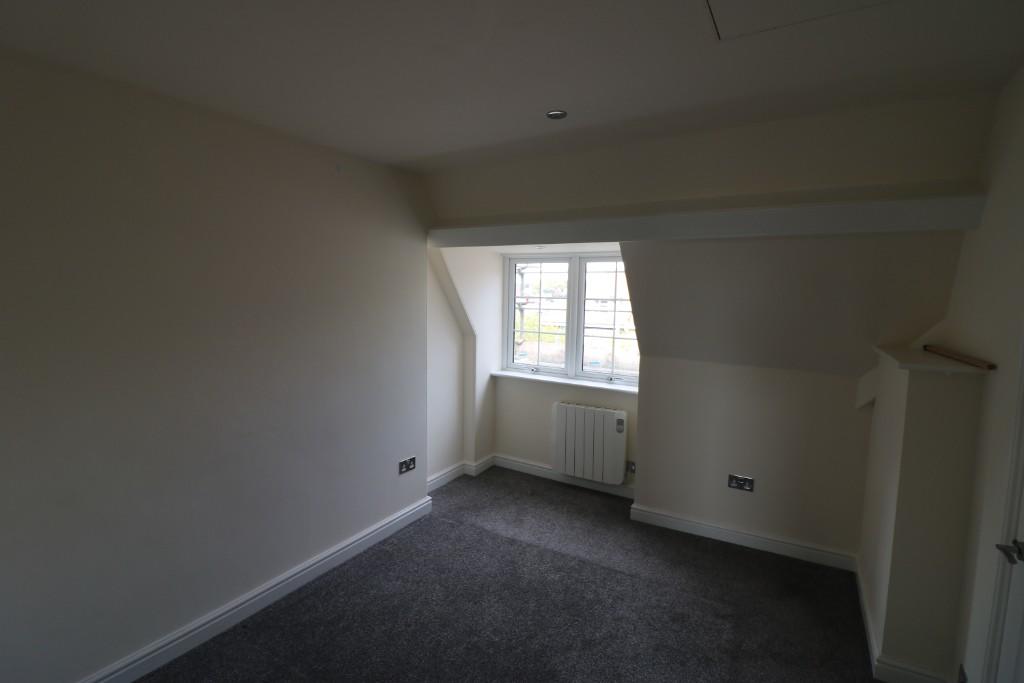 Apartment in Plymouth - View 3