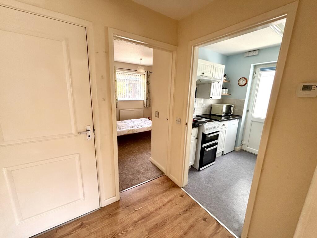 White Mead, Yeovil, BA21 photo 5