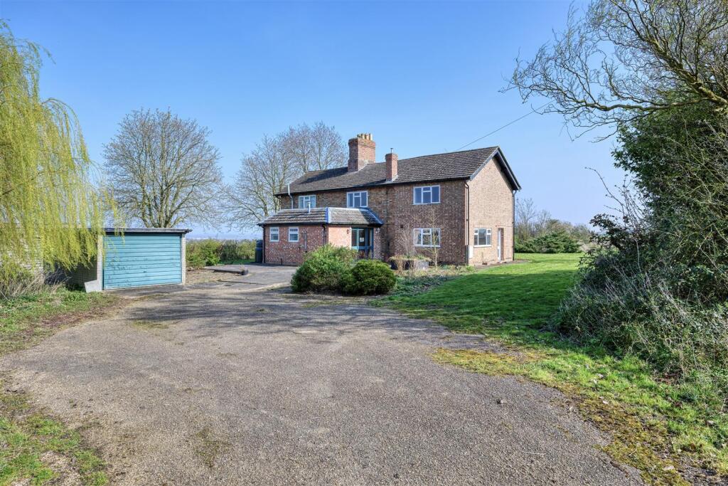 Gidding Road, Near Sawtry, Cambridgeshire, PE28 photo 2