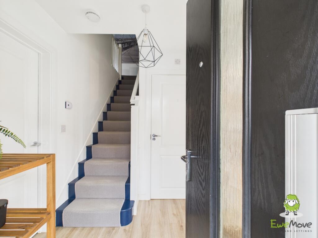 House in Basingstoke and Deane, The Fairways, Kempshott Park - View 3