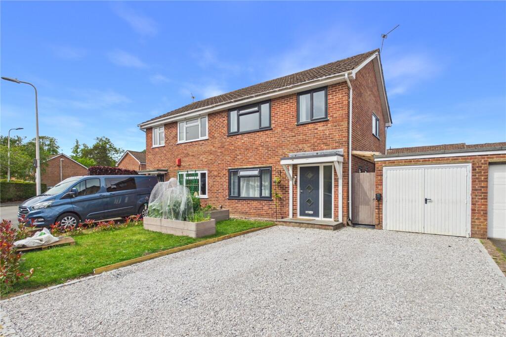 Main image of property: Balfour Crescent, Newbury, Berkshire, RG14