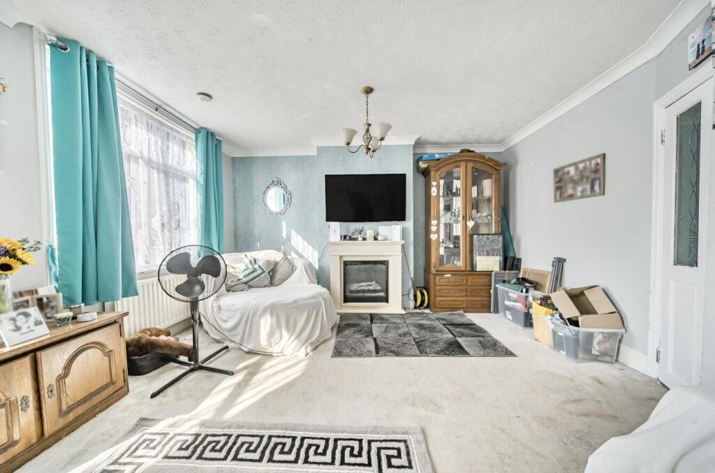 House in Southampton - View 5