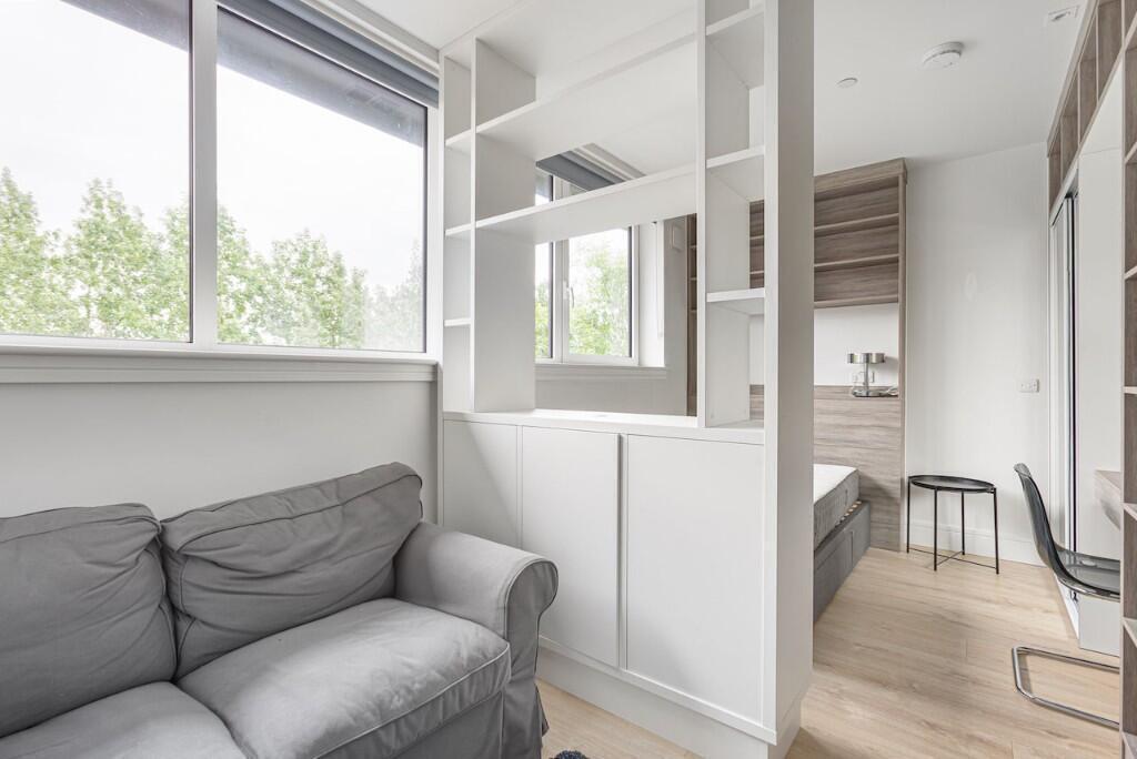 Main image of property: Edgeware Road, London, NW2