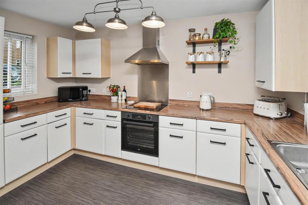 NN17, Hooke Close, Corby - View 4