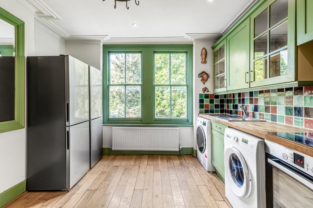 House in London, Fortis Green, Muswell Hill - View 5