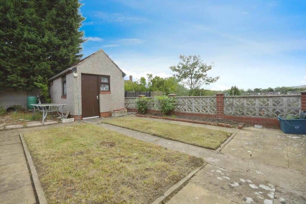 House in Sheffield, South Yorkshire - View 4