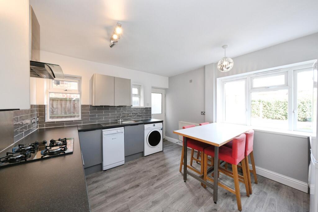 House in Nottingham - View 5