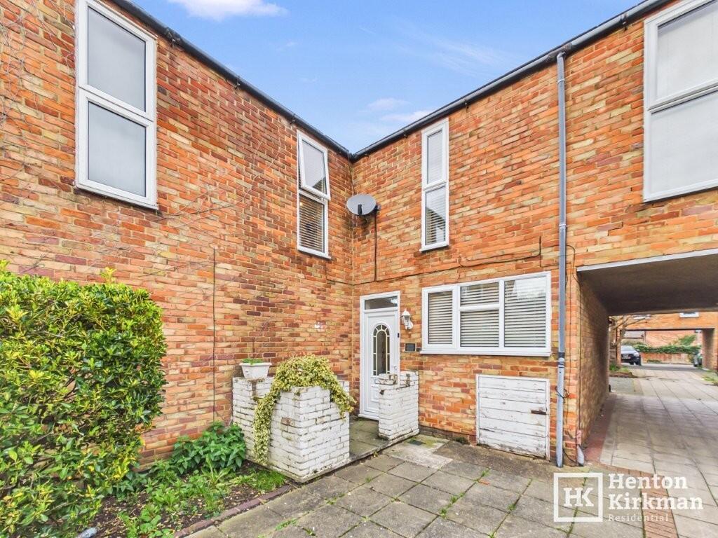 Main image of property: Elizabeth Way, Laindon, Essex, SS15 5GN