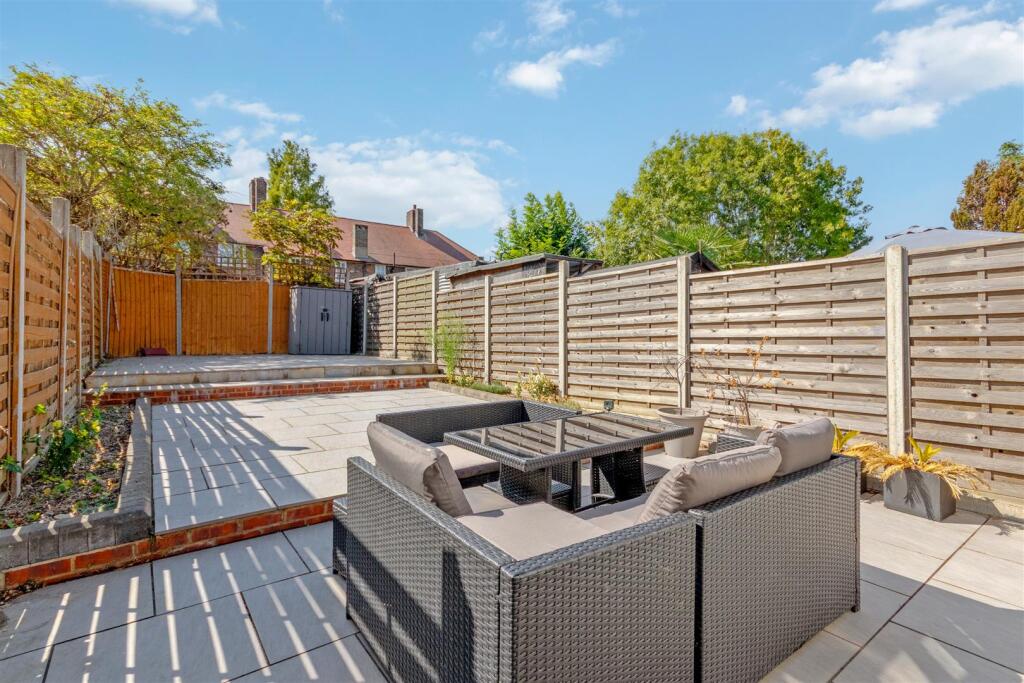 House in London - View 4