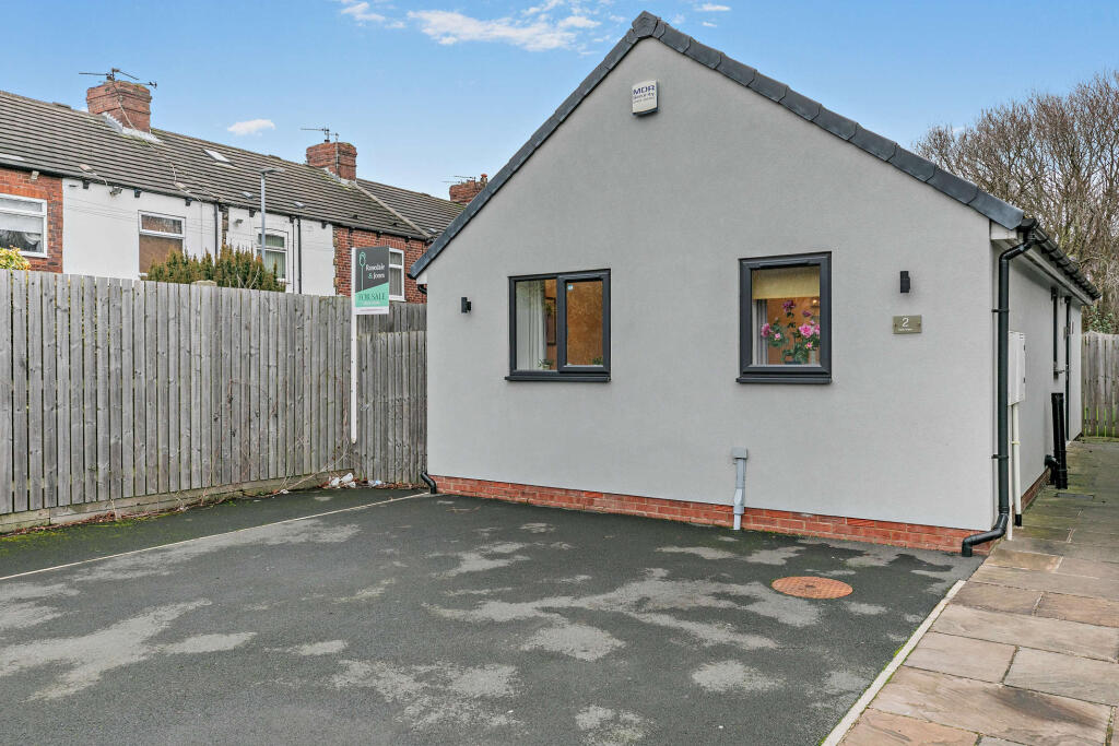 Main image of property: Vale View, Castleford, Wakefield