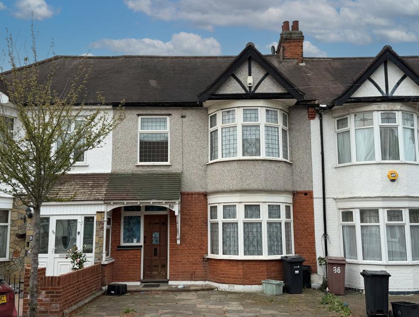 Main image of property: 88, Bute Road, Ilford, Essex, IG6