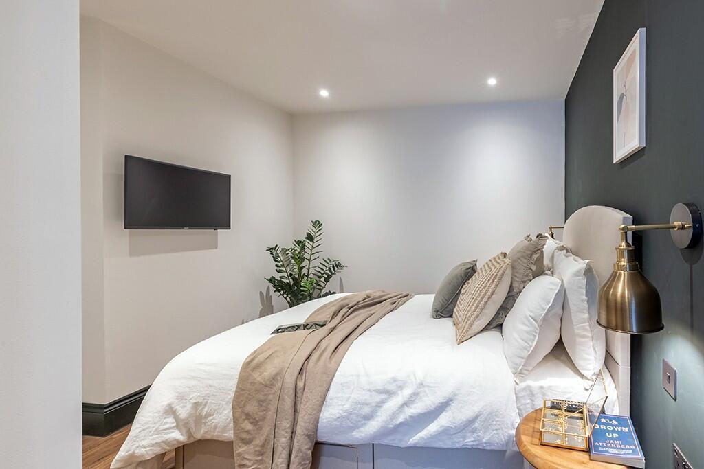 Main image of property: 7 James Street, Liverpool, Merseyside, L2 7NX
