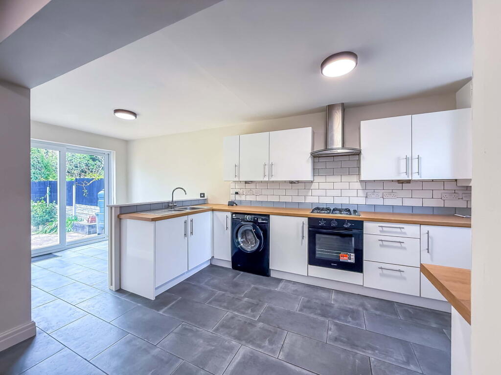 House in Sefton, Liverpool City Region - View 3