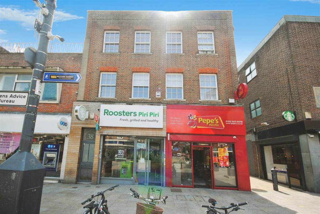 Main image of property: 38 High Street, Watford