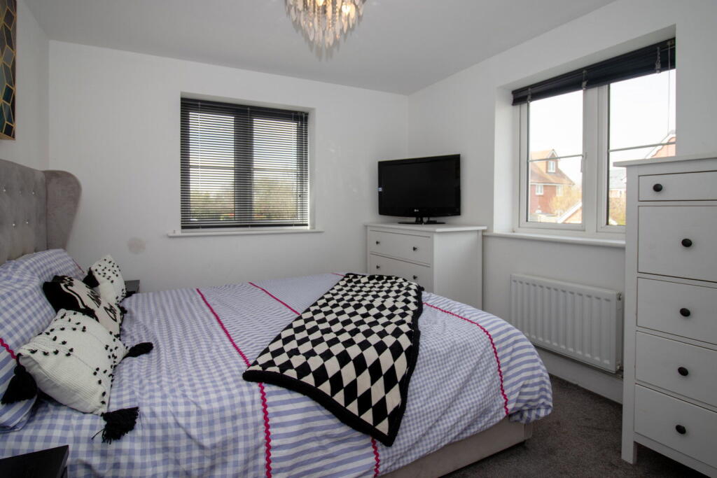 House in Guildford - View 4