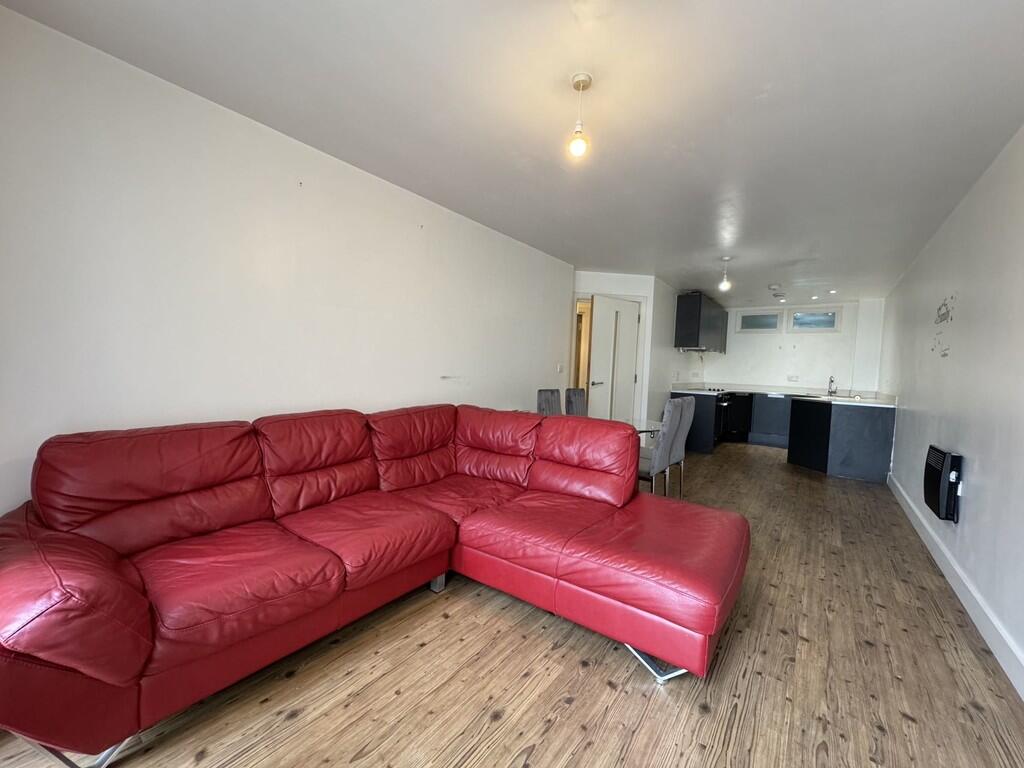 Apartment in Birmingham, Chinese Quarter, Digbeth - View 2