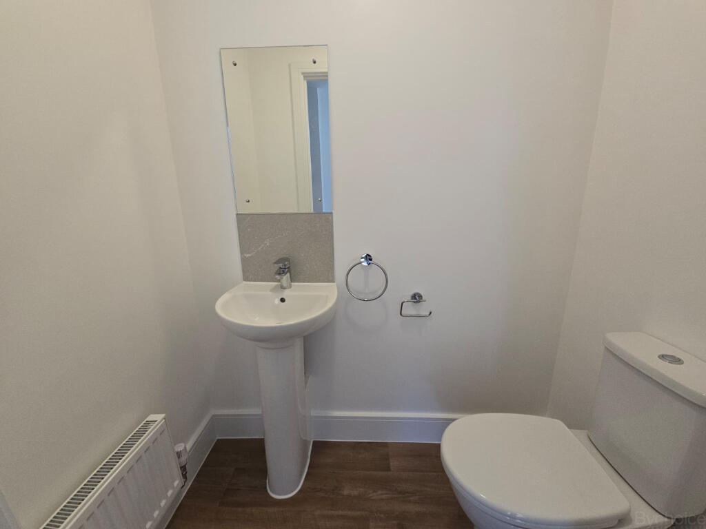 House in West Suffolk, Rougham Green, Rushbrooke with Rougham - More