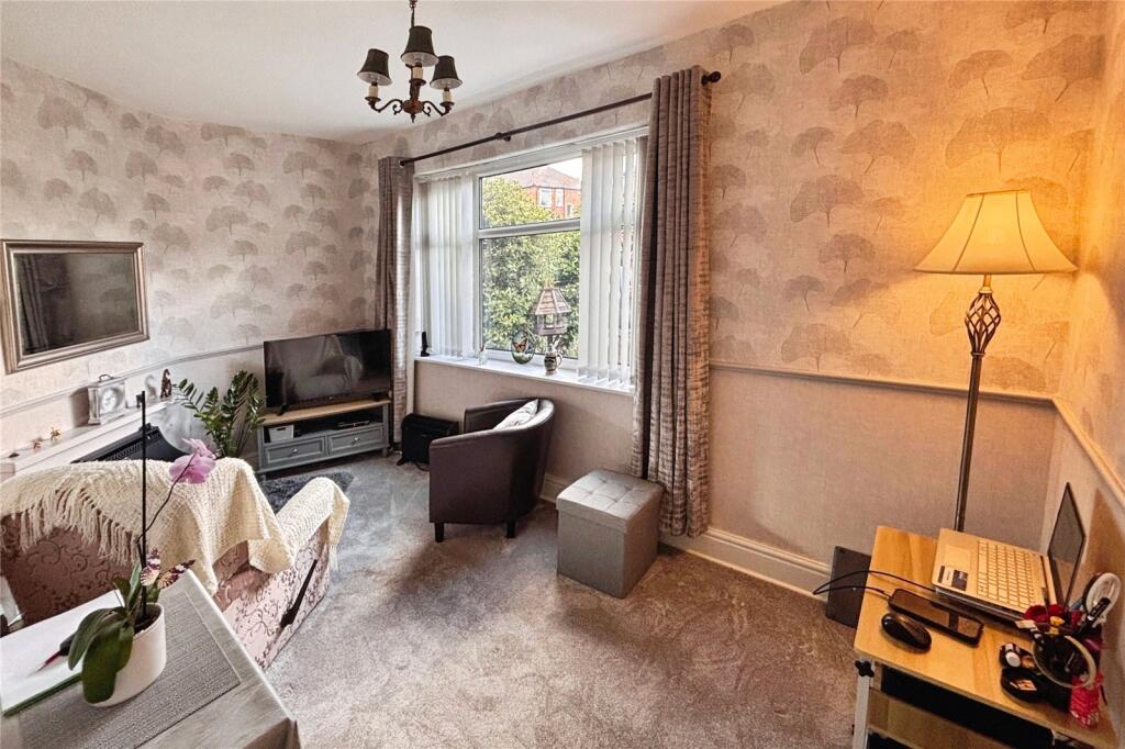 Fernlea Crescent, Swinton, Manchester, Greater Manchester, M27 photo 4