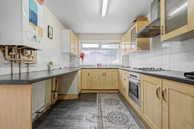 Kitchen 1_1.jpeg